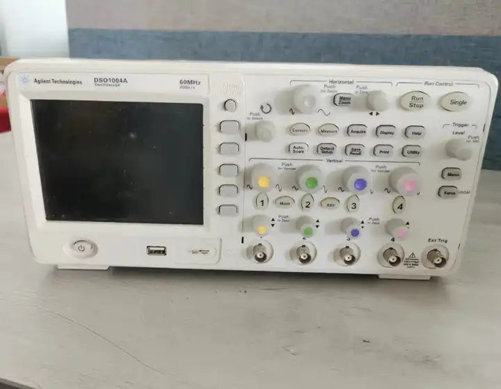 Agilent Technologies DSO1004A Digital Storage Oscilloscope Lab 60MHz