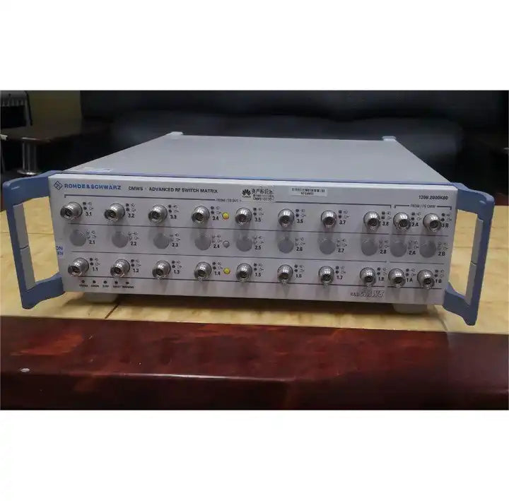 R&S ROHDE&SCHWARZ CMWS Advanced RF Switch Matrix for CMW500 with opt