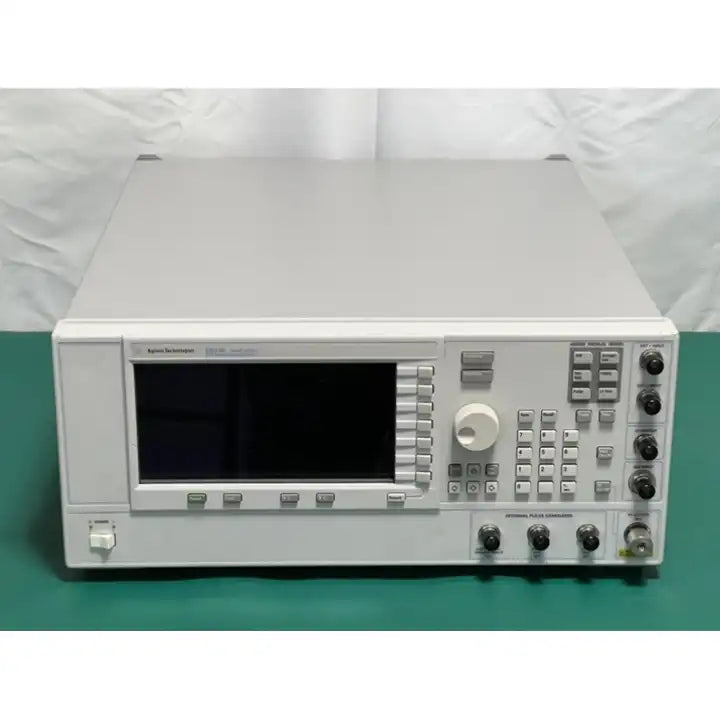 Used Agilent E8257D PSG Microwave Analog Signal Generator 007 1EH 520 HCC UK6