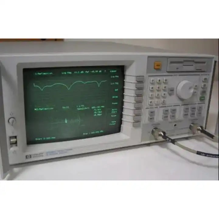 HP / Agilent 8712ET RF Network Analyzer 300kHz to 1.3GHz