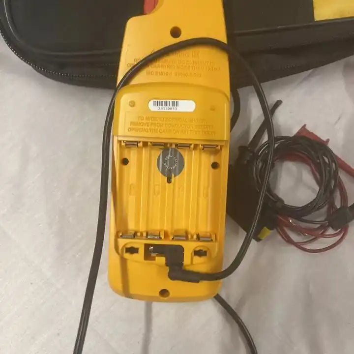 Wholesale hot selling Used Fluke 773 Milliamperes Process Digital Clamp Meter With Soft Case - XG eqpt