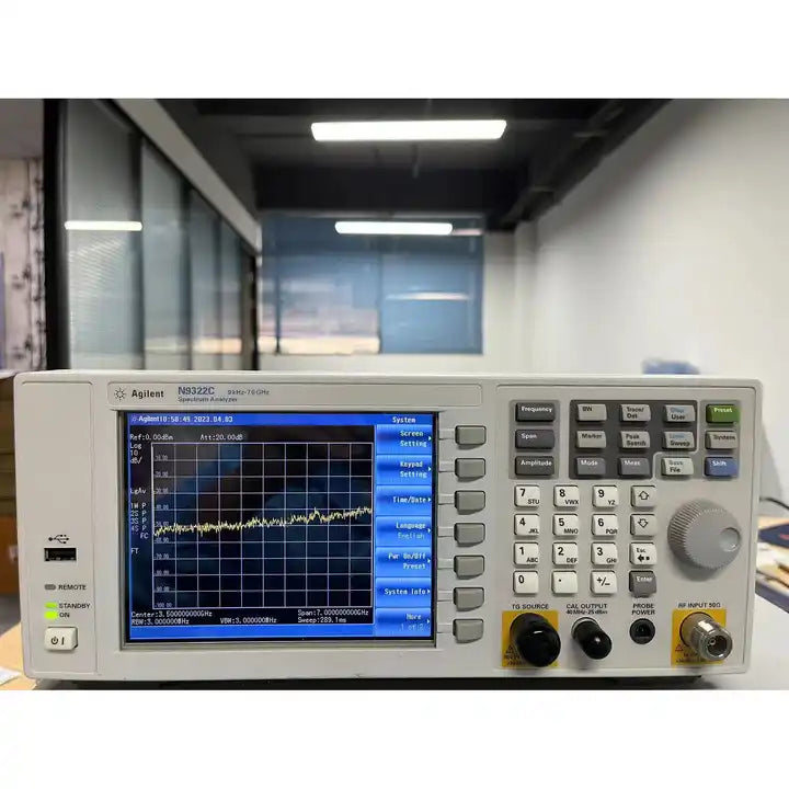 Keysight Agilent N9322C 9kHz - 7 GHz Spectrum Analyzer with TG Source