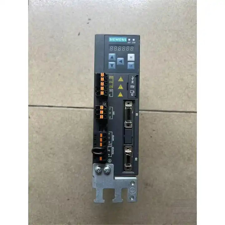 Siemens 6SL32105FB104UF1 Servo Drive 6SL3210-5FB10-4UF1 used