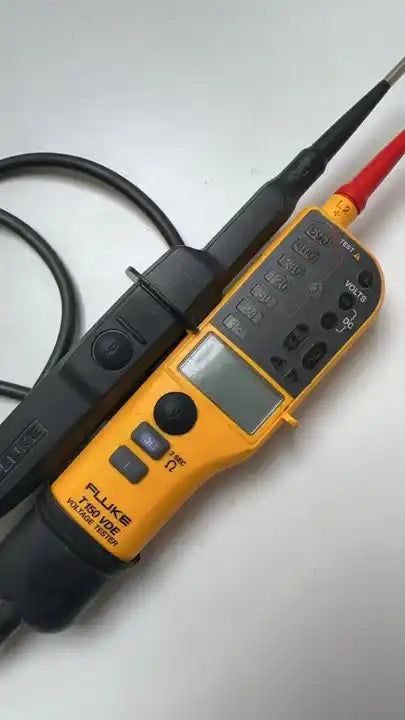 Fluke T150 Two-pole Voltage and Continuity Electrical Tester  Used - XG eqpt