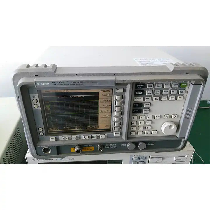 Keysight AGILENT hp N8973A NFA Series Noise Figure Analyzer 10MHz-3GHz