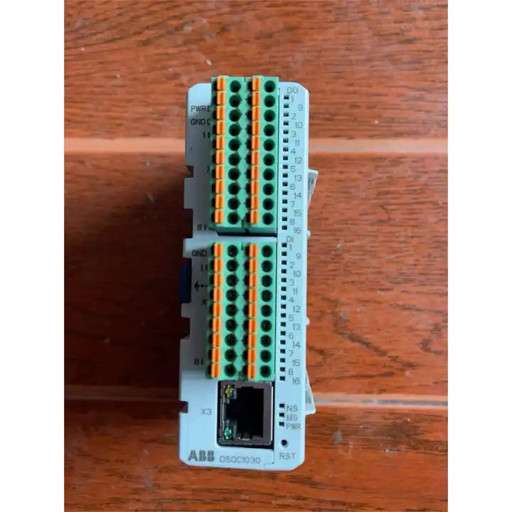 Used A B B Robot DSQC1030 3HAC058663-001 Digital Base IO Module PLC used