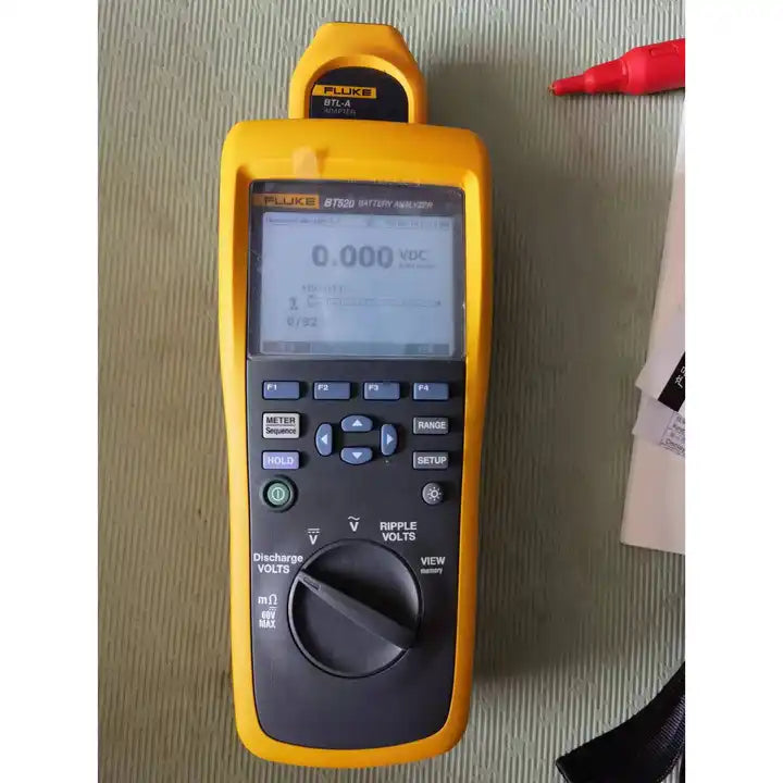 Fluke BT520 Battery Analyzer used