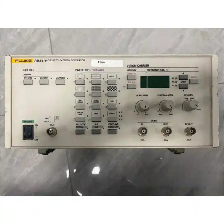 Fluke PM5418 Color TV Pattern Generator used