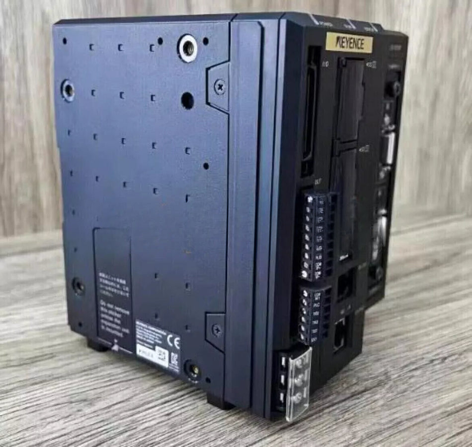 Original KEYENCE Visual Controller CV-X300F 1PCS in Good Condition