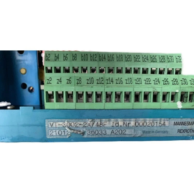 VT-3002-2X/48F and R900020154: Fiber Optic Splitter and SC/APC Connector Set