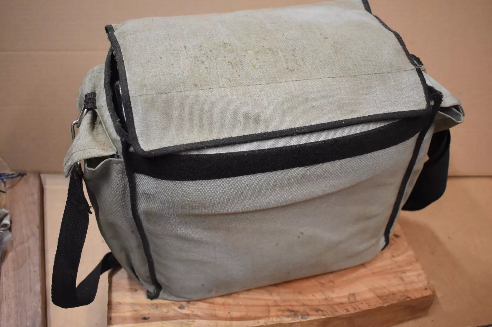 ANAinstr Portable Oxygen Concentrator - Lightweight & Quiet Operation