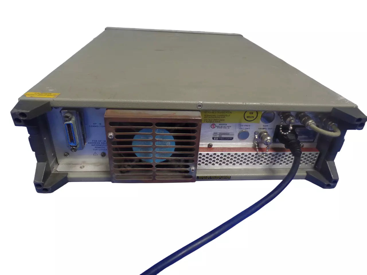 HP 8672A Synthesized 2-18 GHz Signal Generator