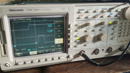 Tektronix TDS744A LCD Upgrade