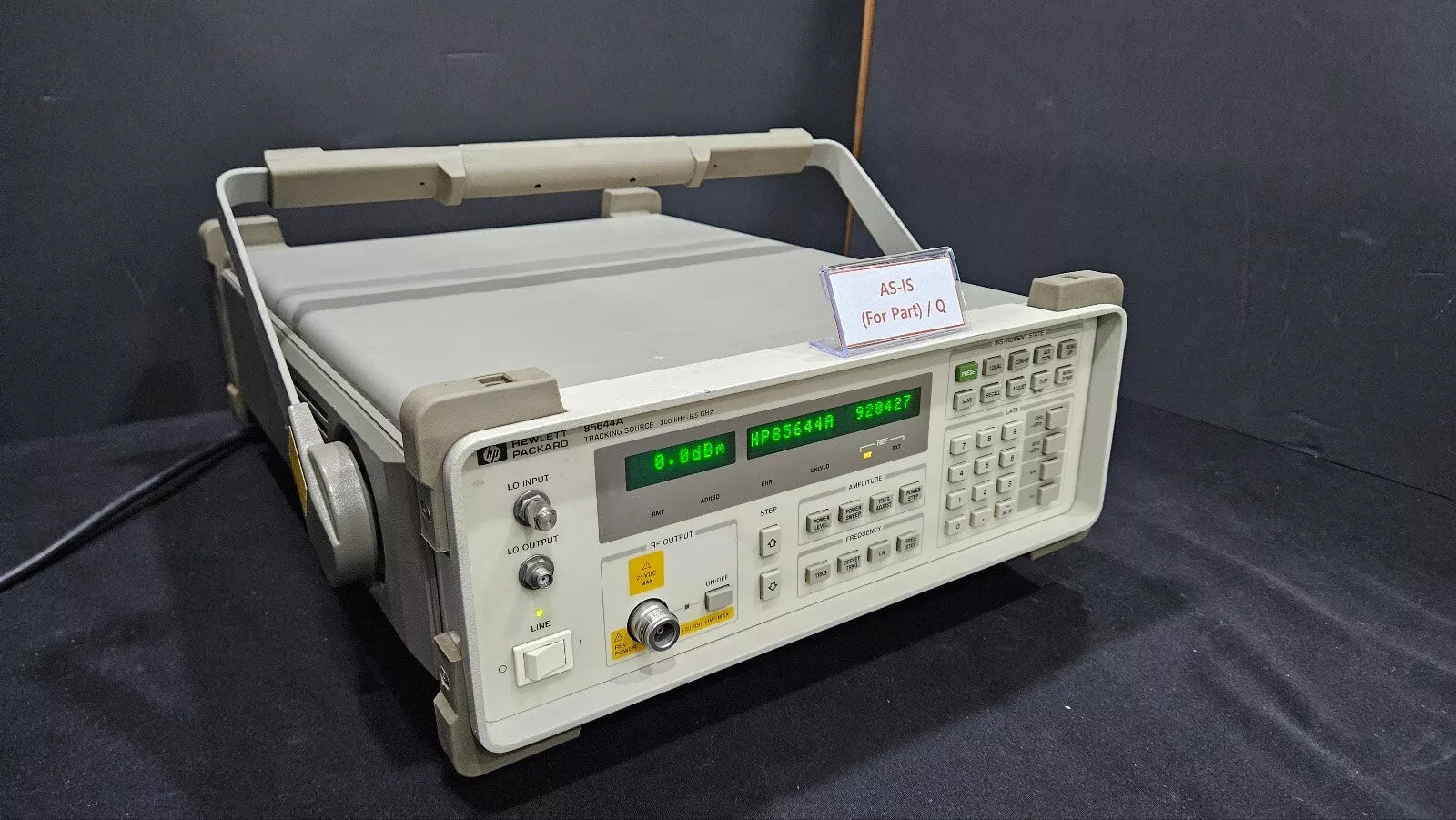 HP 85644A 300kHz-6.5GHz Tracking Source Not Working (0136)