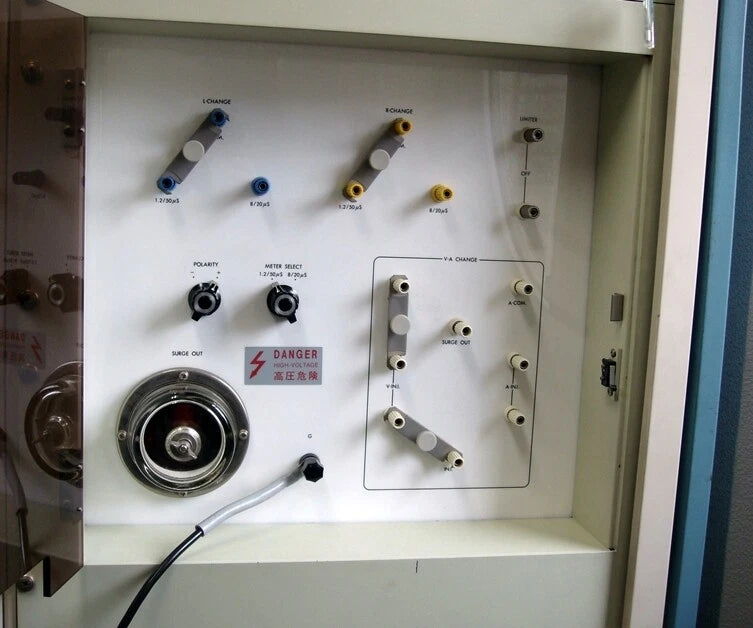 NOISE LSS-720E 20KV 4000A Lightning Surge Simulators