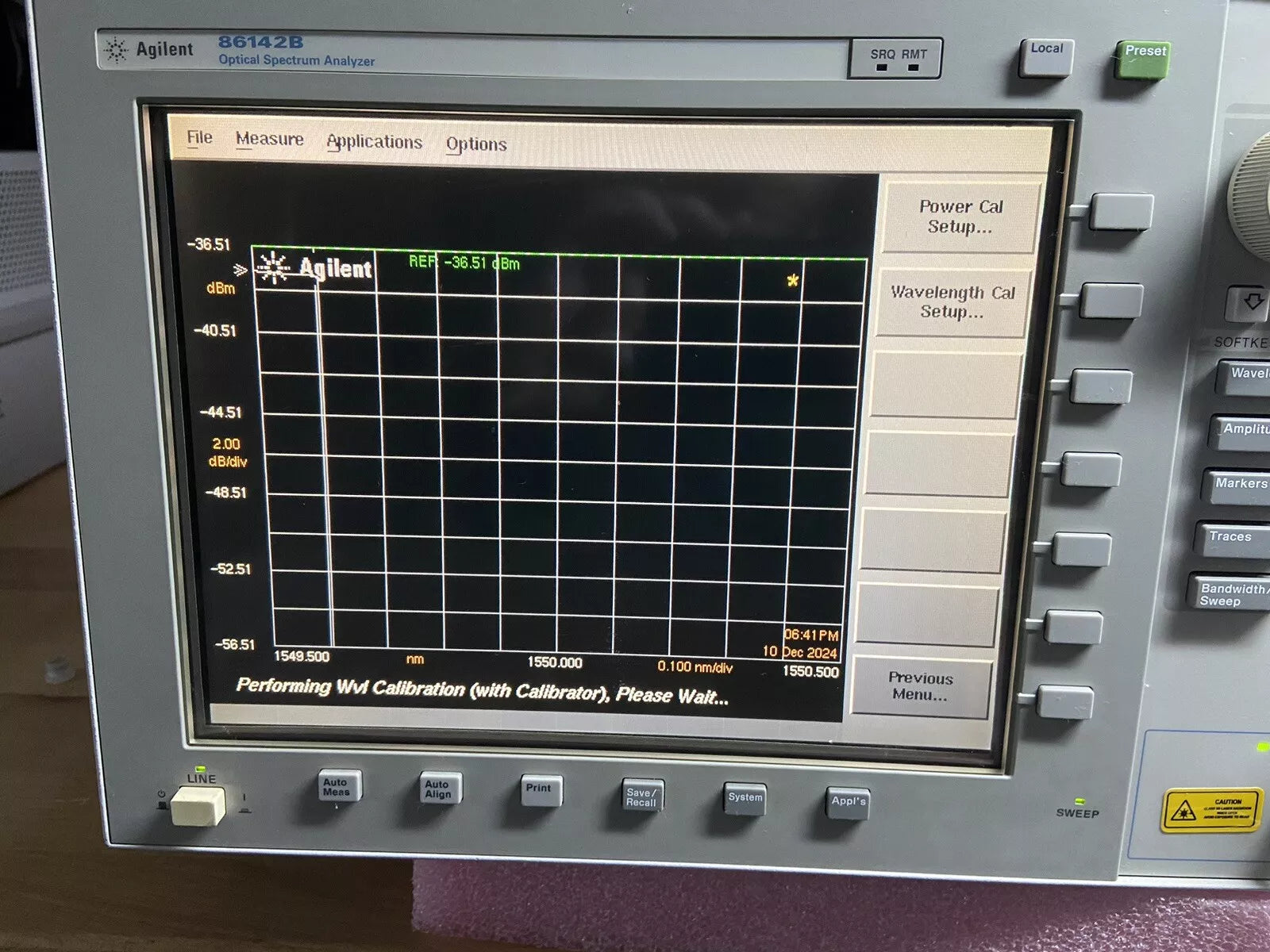 Agilent 86142B Optical Spectrum Analyzer with OPT 4 and 6 Sources