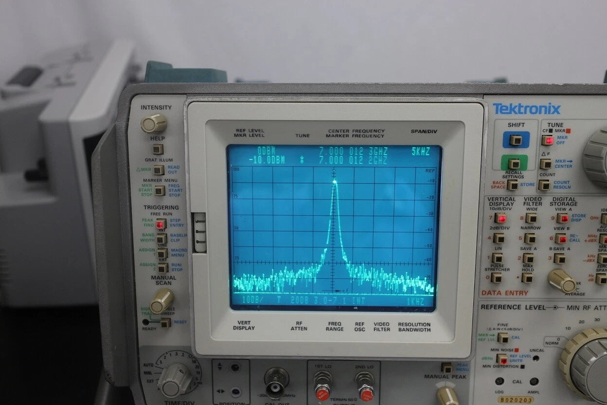 Tektronix 497P 100Hz-7.1GHz Spectrum Analyzer