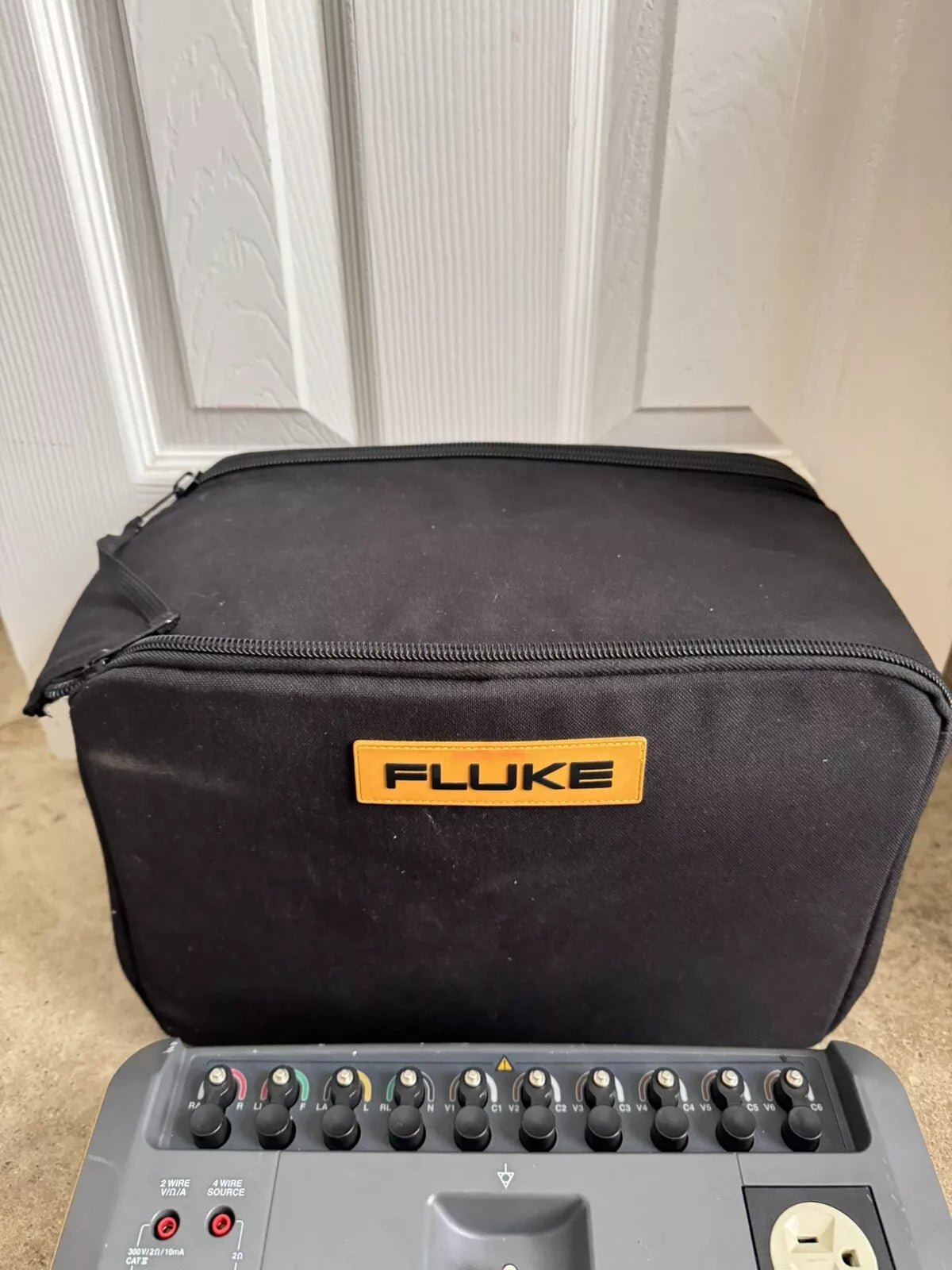 Fluke ESA620 Electrical Safety Analyzer with New Lead Kit