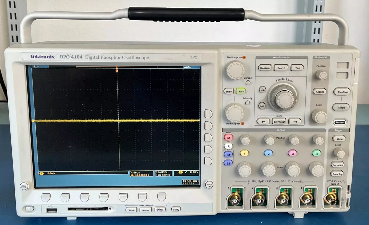 Tektronix DPO4104 4Ch 1GHz Digital Phosphor Oscilloscope