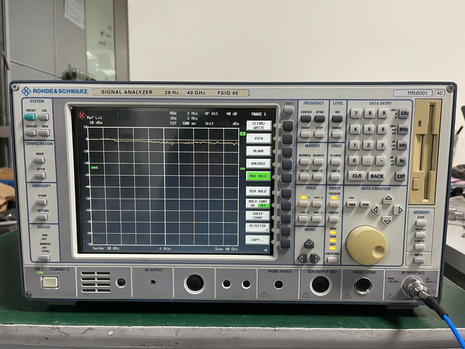 Rohde & Schwarz FSIQ40 Signal Analyzer 20Hz - 40GHz _0018 - XG eqpt