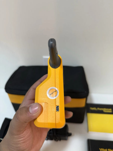 FLUKE Biomedical ProSim 4 & Spot Light Kit with Bag & Charger (Tested)