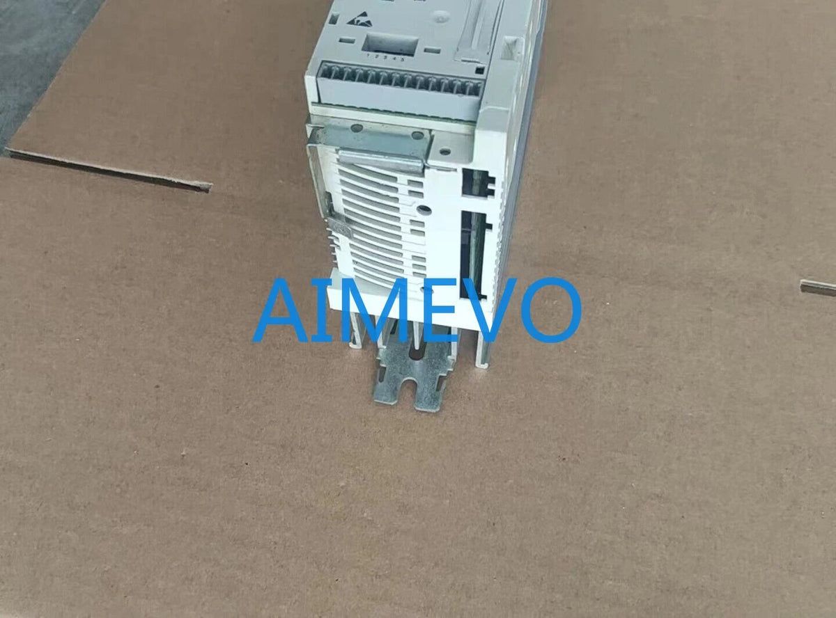 Lenze E82EV551_4C 0.55KW 8200 Used Product