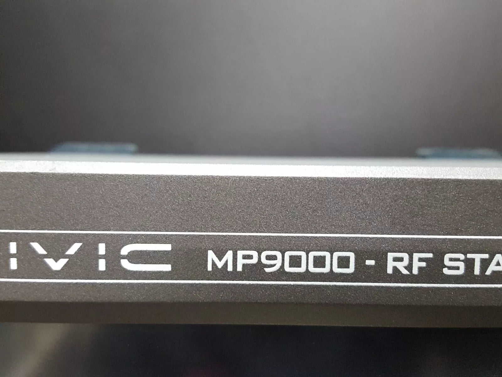 ADIVIC MP9000: RF Station for Precise Radio Frequency Applications