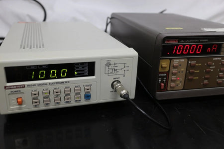 ADVANTEST R8240 Digital Electro Meter