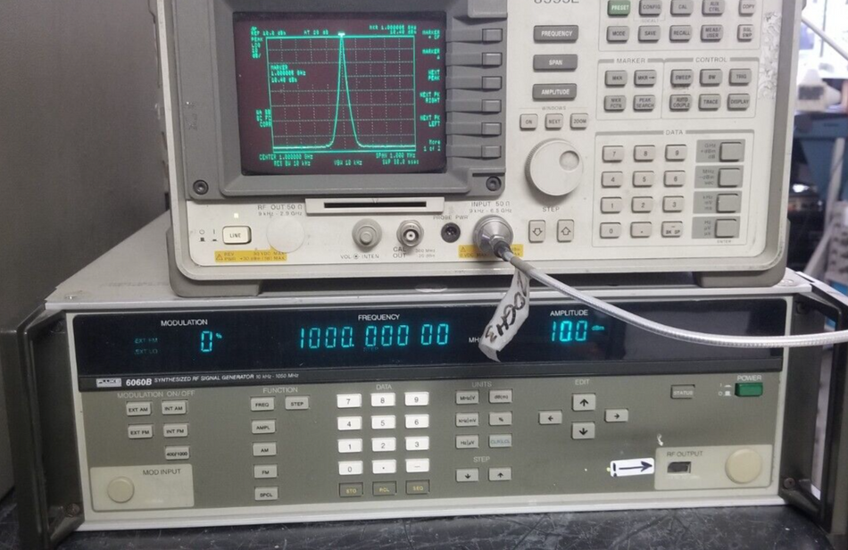 Fluke 6060B Signal Generator