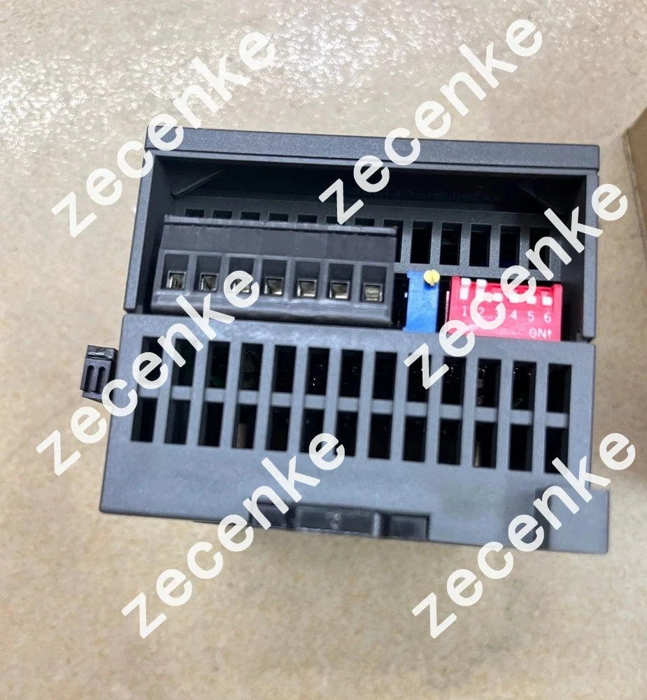 SIEMENS 6ES7 231-0HC21-0XA0 Module 6ES7231-0HC21-0XA0