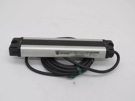 Allen Bradley 45ASR-1JPB3-A2 Photoswitch Light Array BRN: 12-24 VDC Blue: 0V