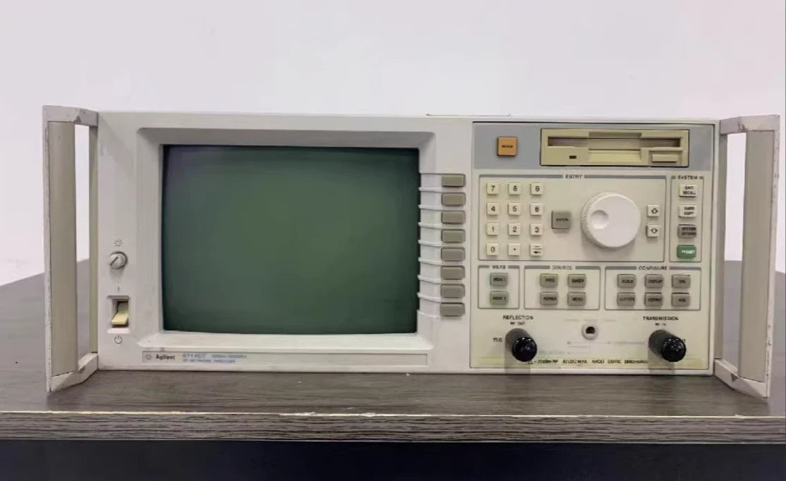 1pc Agilent 8714ET 75Ω Vector Network Analyzer 300 kHz to 3.0GHzWithopti on1E 275