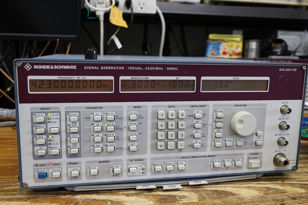 Rohde&Schwartz SMHU /B4 100KHz-4320MHz Signal Generator