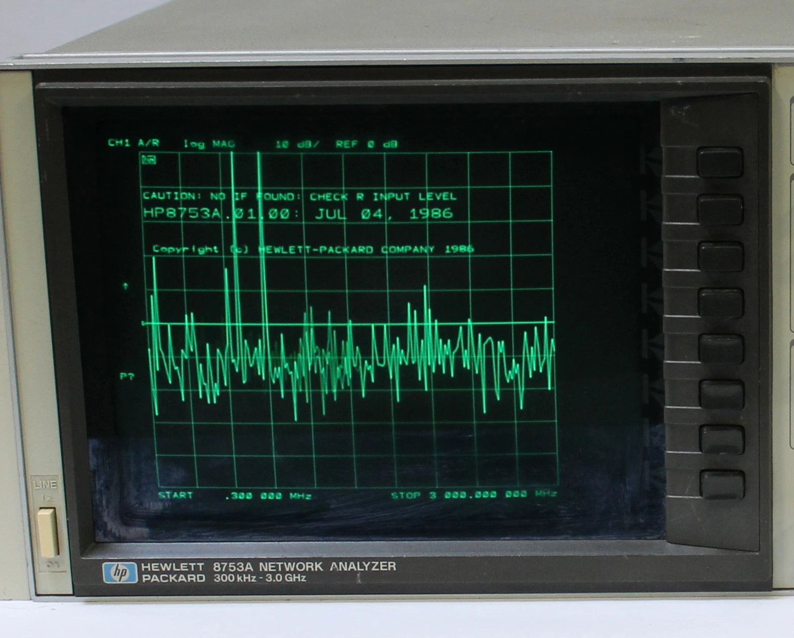 HP / Agilent 8753A Network Analyzer 300 KHz - 3.0 GHz