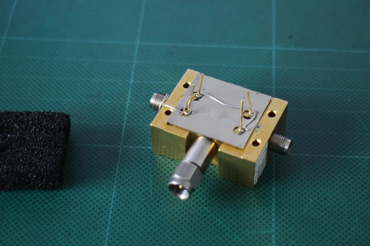 Wiltron 360-D-15699 500MHz-40GHz Sampler