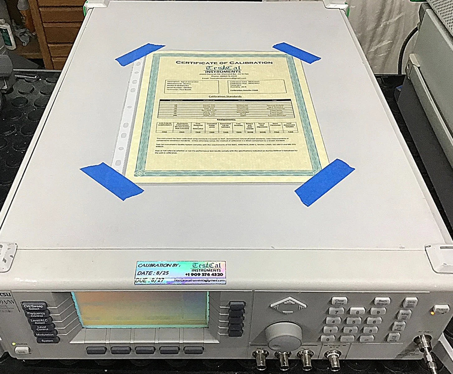 🔥Anritsu / Wiltron 68369A/NV Signal Generator Sweep 10MHz - 40GHz  2,11! CAL'D