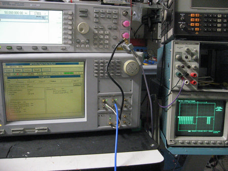 Anritsu MP1632A Data Analyzer & 3.2GHz Synthesizer