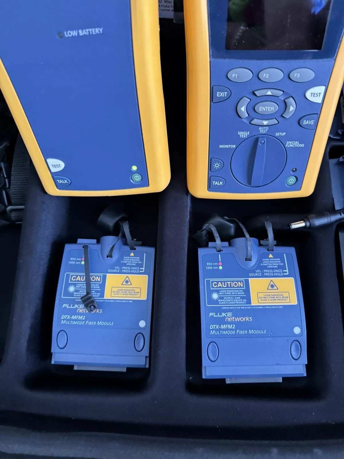 FLUKE NETWORKS DTX-1800 MM MFM2 Cable Analyzer Fiber Copper Certification Tester