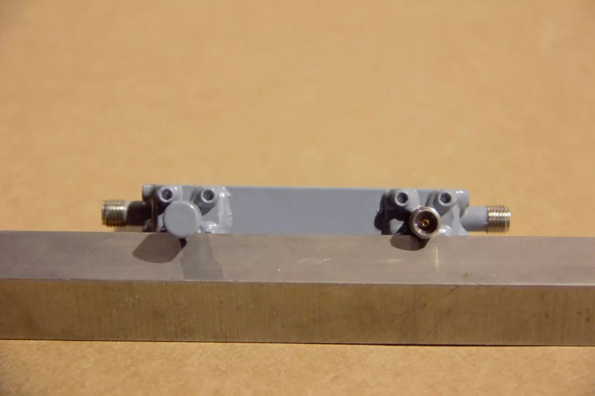 Portable Digital Anemometer for Measuring Wind Speed and Temperature