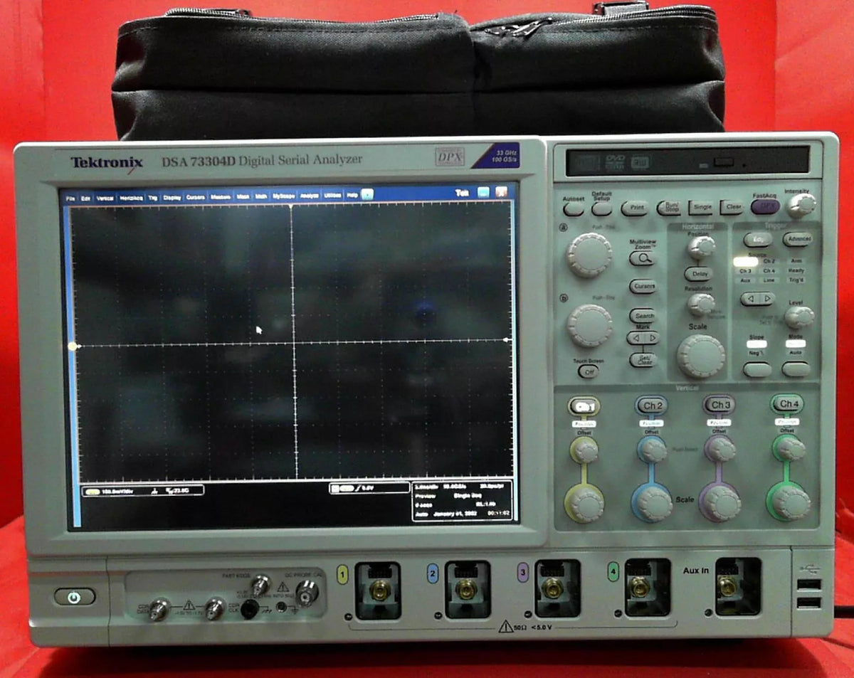 Tektronix DSA73304D 33GHz 4CH Digital Serial Analyzer with Options Included