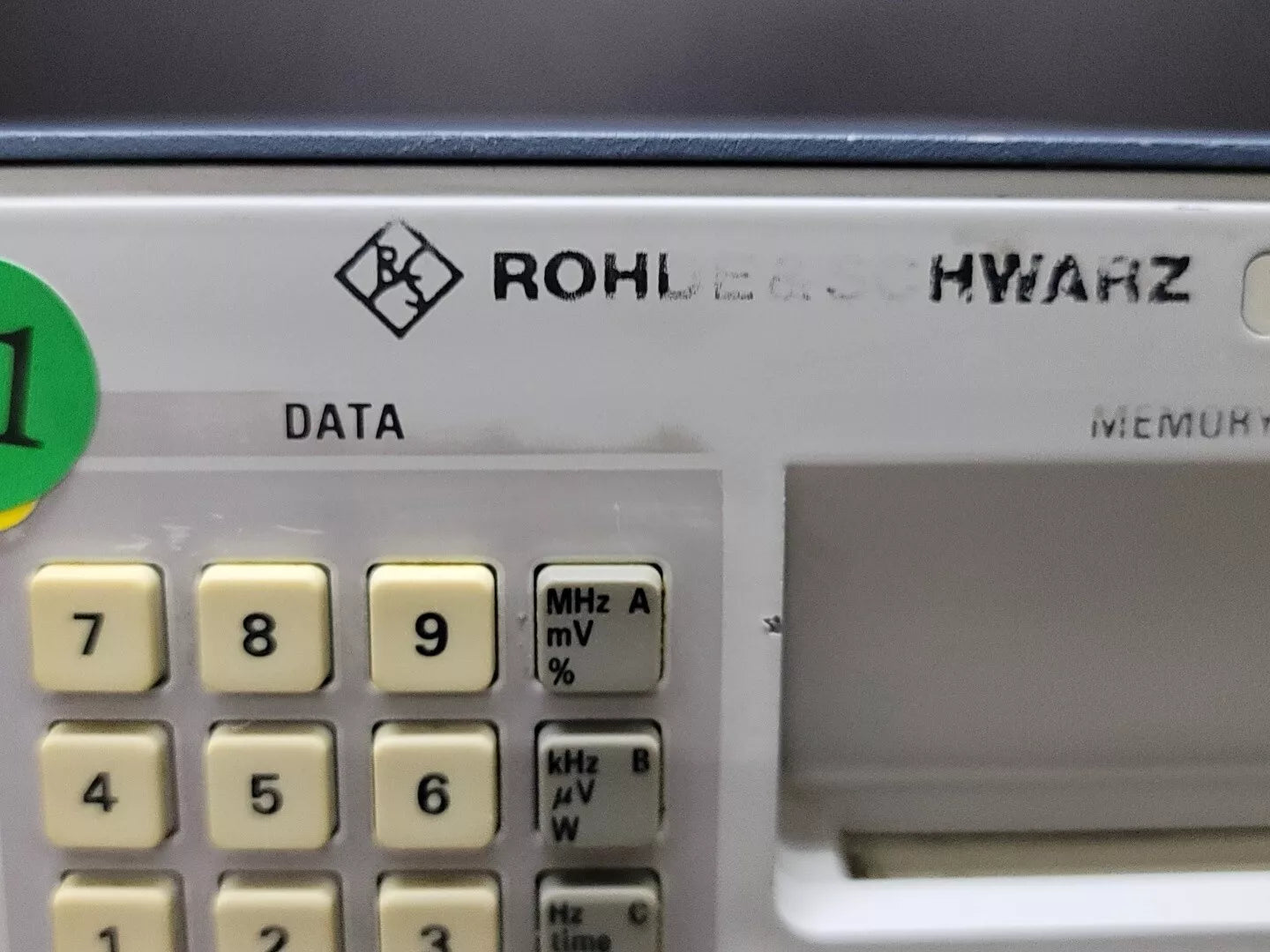 Tektronix/R&S CMD80 Digital Radiocommunication Tester (w/opt) (010)