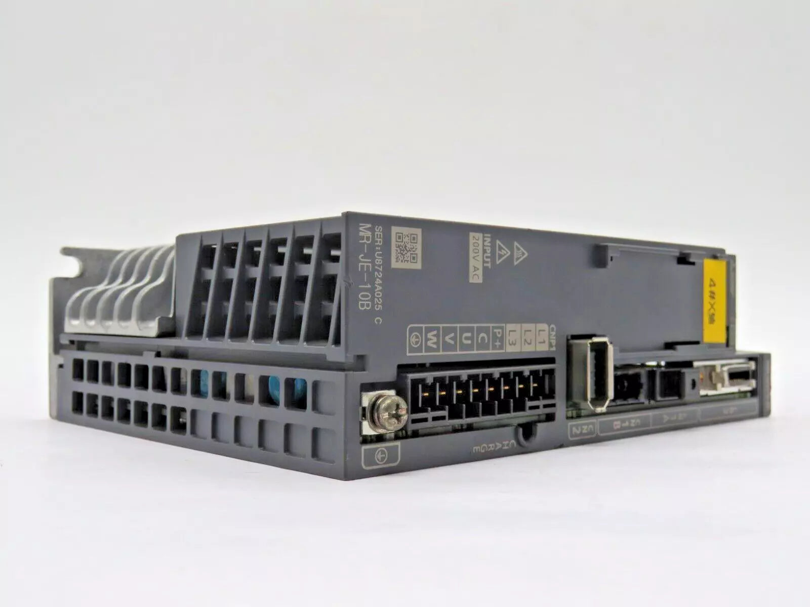 Mitsubishi MR-JE-10B AC Servo Amplifier 1/3 Phase 200-240V CNC Motion Control