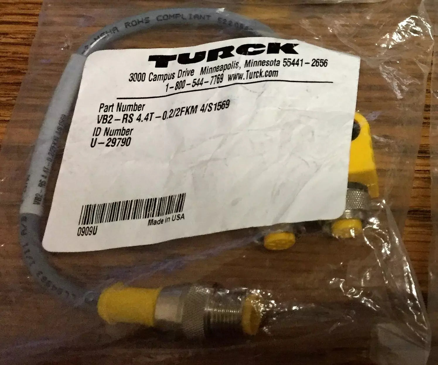 Turck VB2-RS 4.4T-0.2/2FKM 4/S1569 U29790 VB2 Molded Twin Junction Cordset