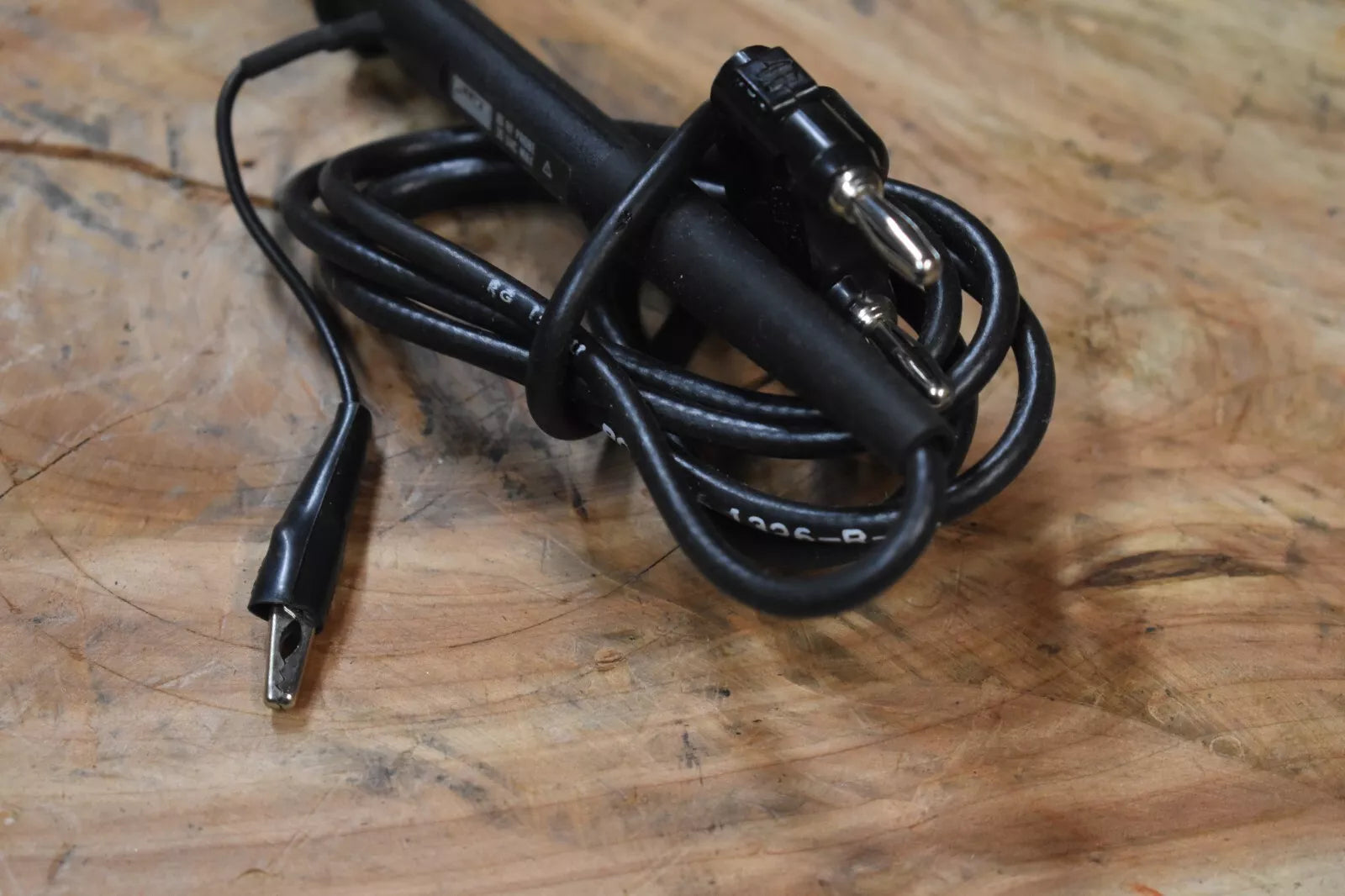 Lightweight Bluetooth Headset with Noise Cancelling Mic