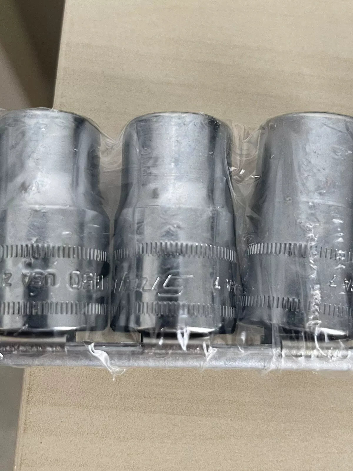 CAT/Snap-On Metric 13 Piece Socket Set - New