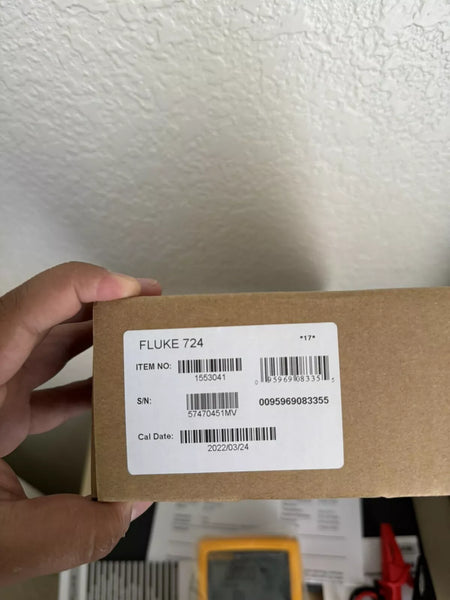 Fluke 724 Temperature Calibrator - Calibrated 2022 / New Sealed