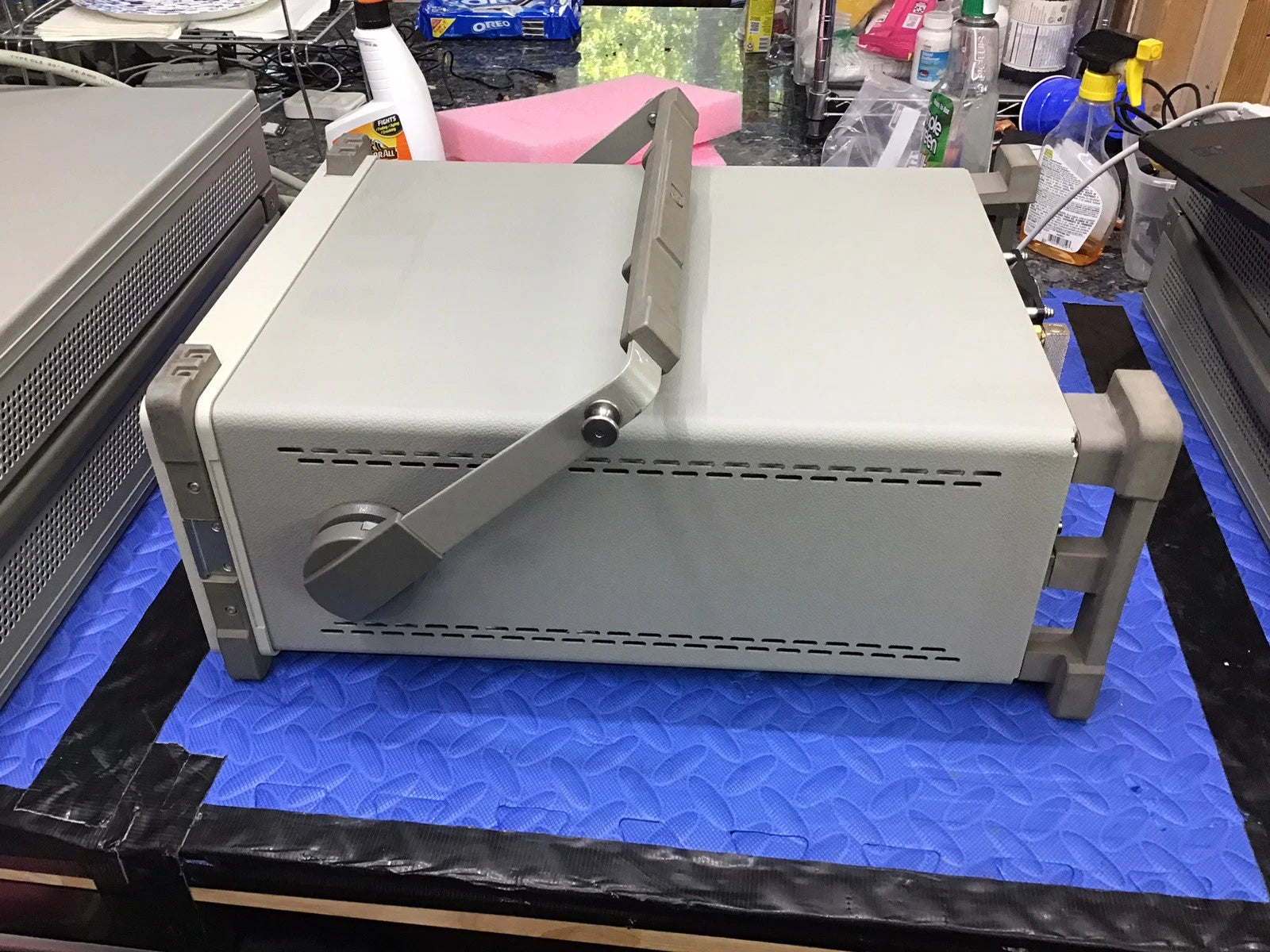 HP Agilent 8596E Spectrum Analyzer 12 kHz-12.8 GHz with Tracking Generator