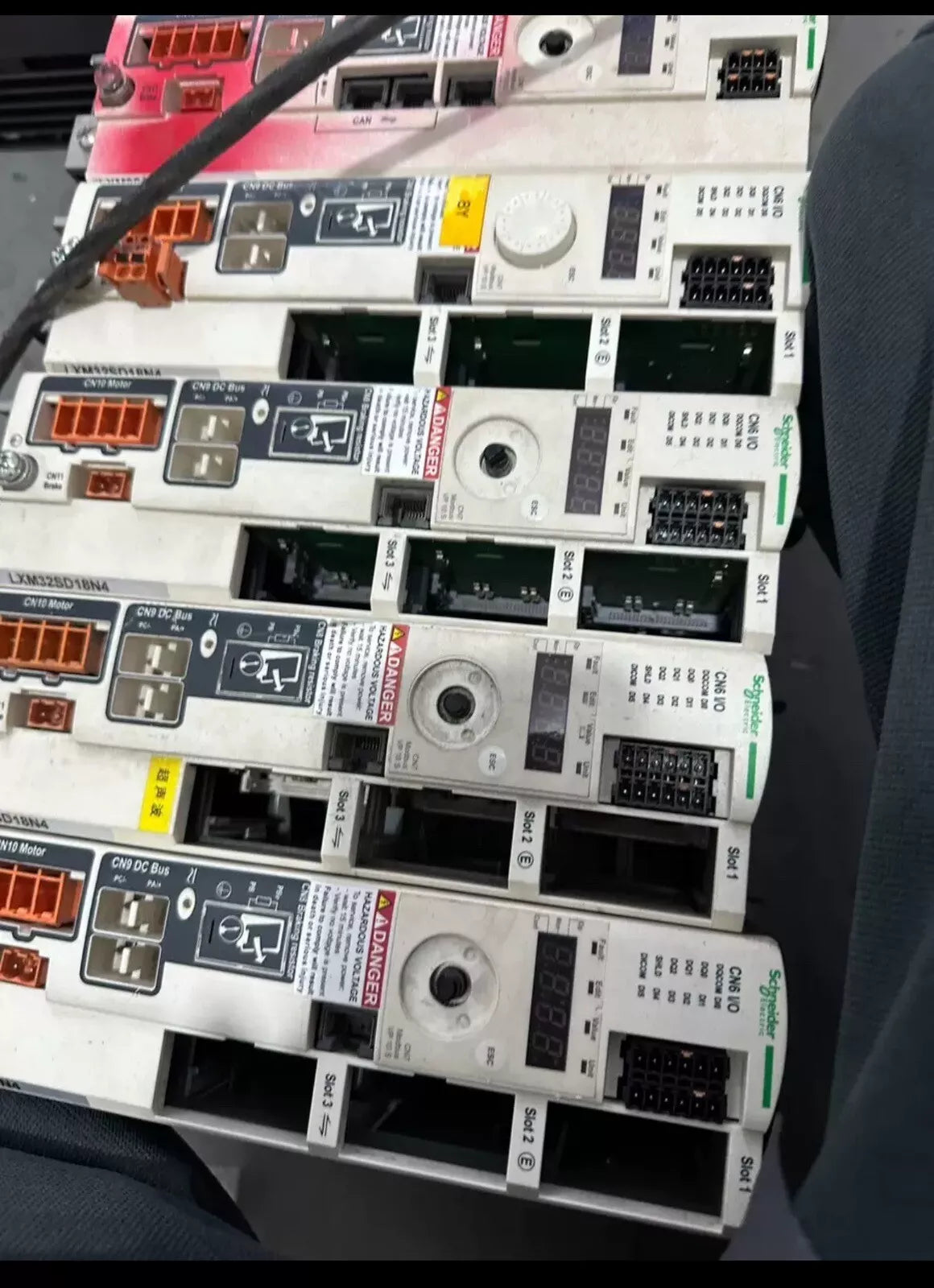 Schneider Electric LXM32SD18N4 Servo Drive 1.8kW Single-Axis Motion Controller