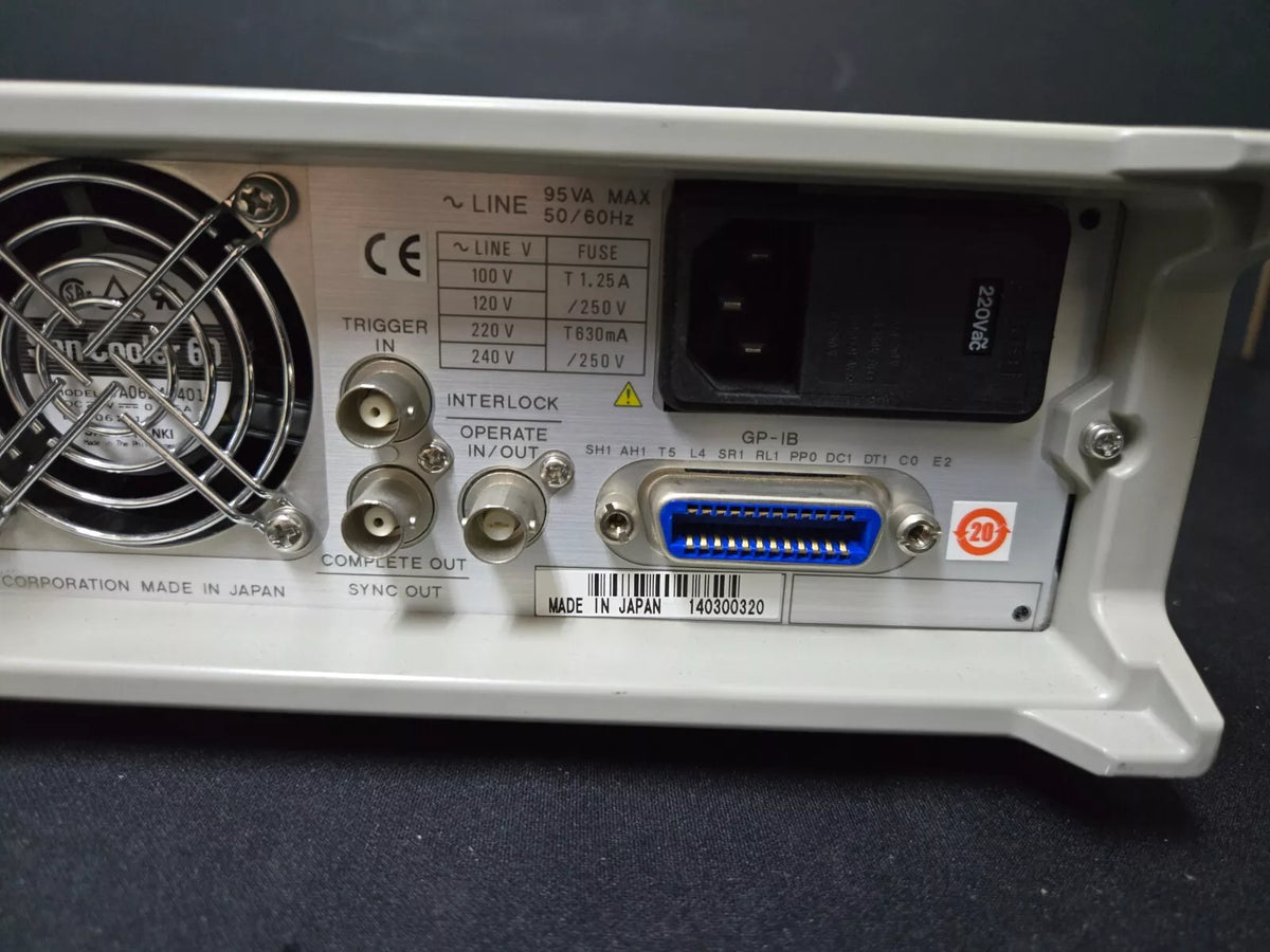 ADCMT 6240A DC Voltage / Current Source / Monitor
