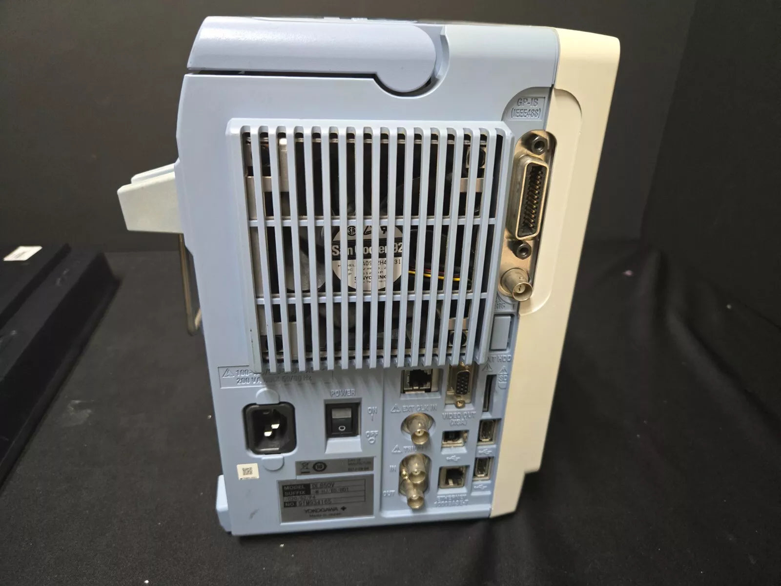 Yokogawa DL850V ScopeCorder Suffix -M-HJ/B5/HD1/C20/G2/P4 (4165)